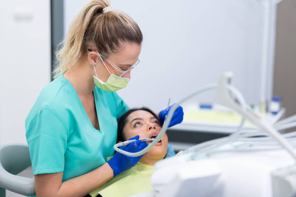 Best Emergency Tooth Extraction  in Edgecliff Village, TX